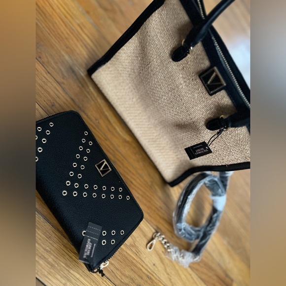 Victoria's Secret Handbags - Victoria secret set. Brand new. Never worn. Cute design. Gold Chain.